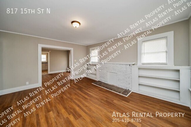 Building Photo - 817 15th St N