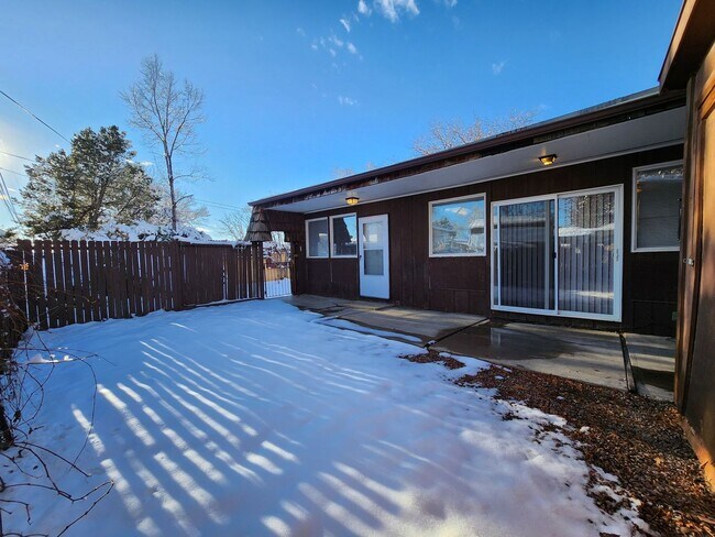 Building Photo - 78 Scotland Rd