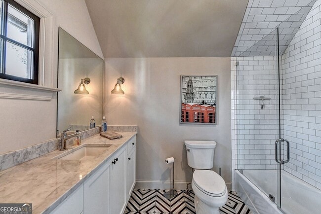 Building Photo - 2555 Brook Run