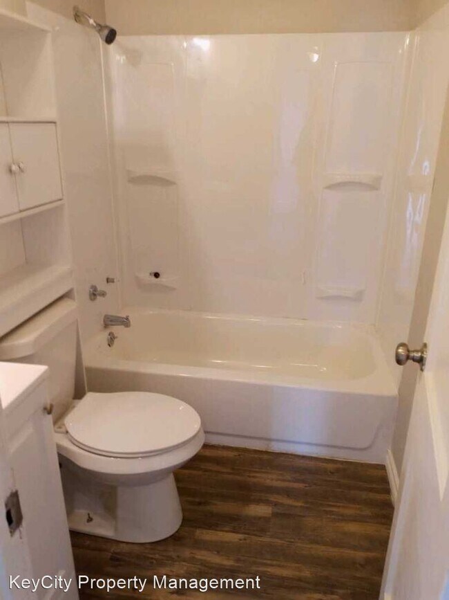 Building Photo - 3 br, 1 bath House - 1433 N Mockingbird Ln