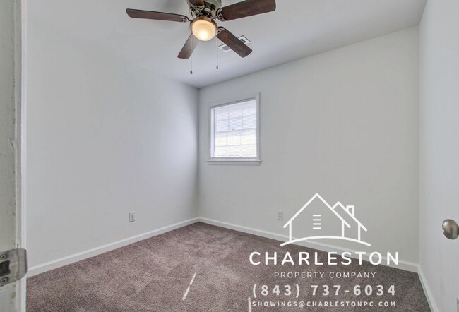 Building Photo - 605 Michigan Ct