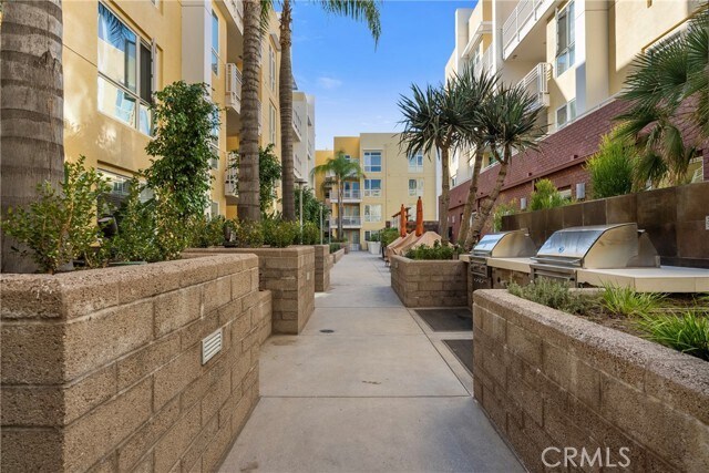 Building Photo - 21301 Erwin St