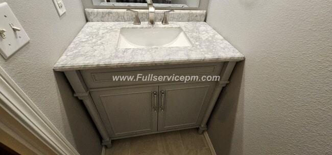 Building Photo - Beautifully Updated home in Covington WA