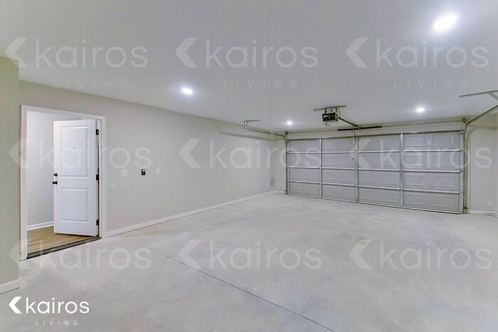Building Photo - 148 Cottage Grove Rd