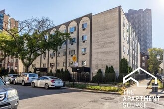 Building Photo - 663 W Grace St