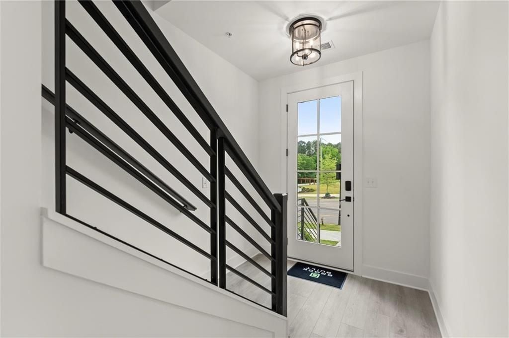 Building Photo - 673 soul Aly