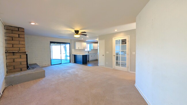 Building Photo - 1514 N Elaine Way