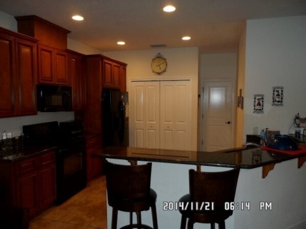 Building Photo - Townhome in La Fortuna, Kissimmee