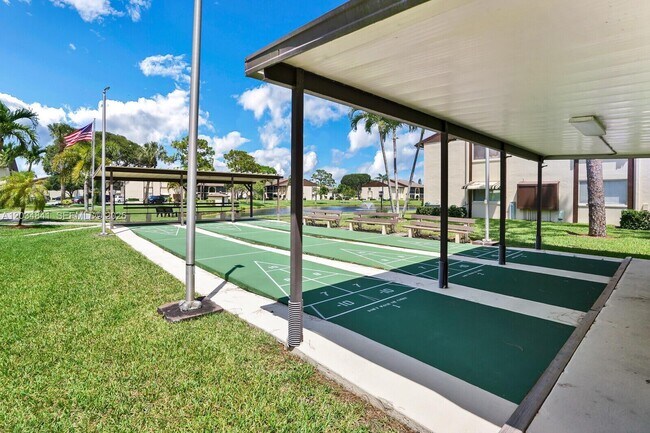 Building Photo - 3490 La Jardin Ct