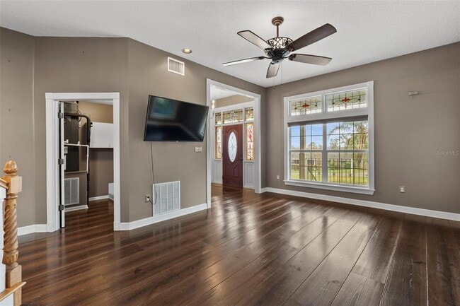 Building Photo - 126 E Palmetto Ave