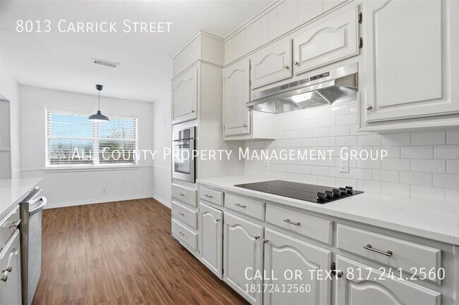 Building Photo - 8013 Carrick St