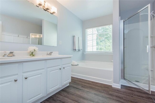 Building Photo - 519 Windstone Trail