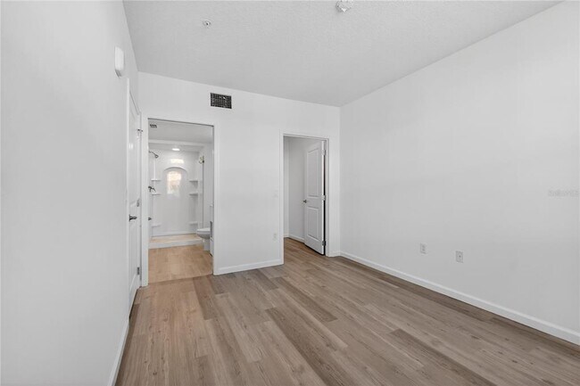 Building Photo - 1230 Southstation Pl