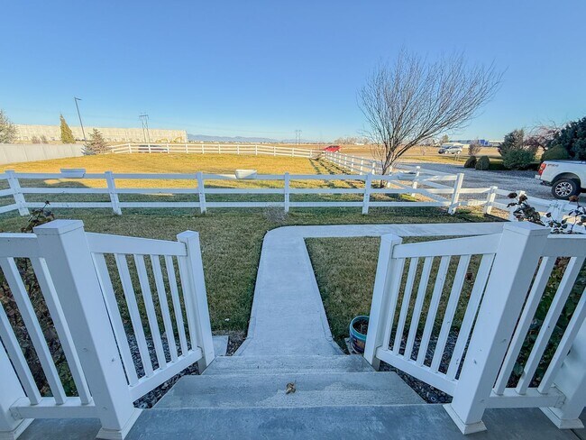 Building Photo - Midland Houses