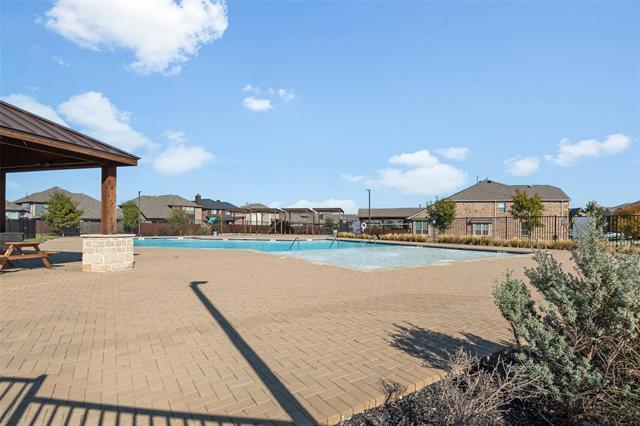 Building Photo - 1413 Lake Grove Dr