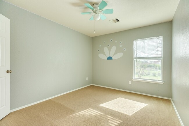 Building Photo - 999 Brady Ln