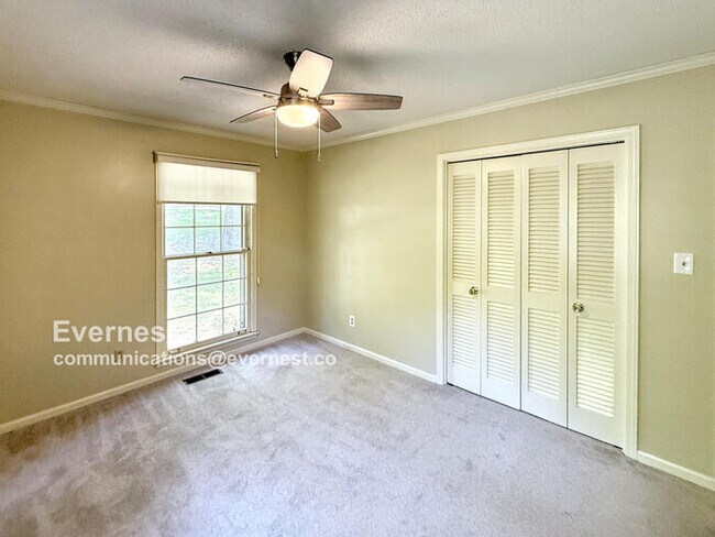 Building Photo - 2723 Acton Rd