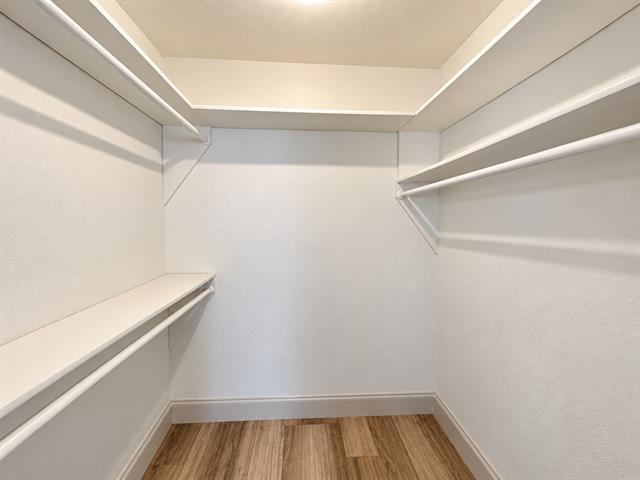 Building Photo - 2404 Kentfield Ln