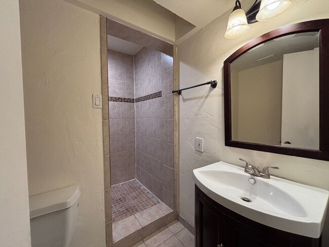 Building Photo - 202-E Eden at Avondale