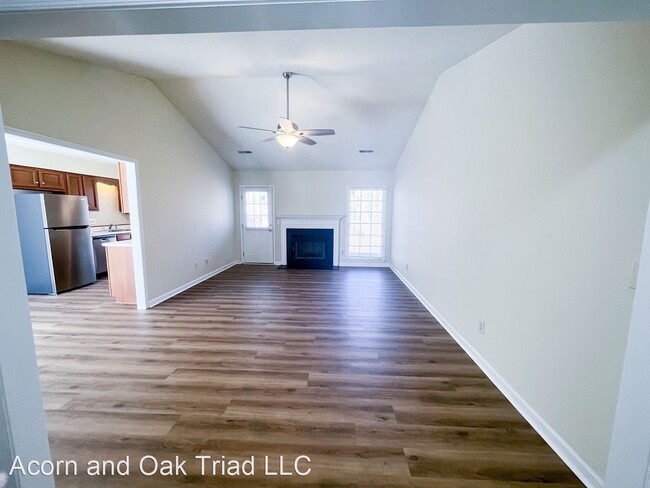 Building Photo - 3 br, 2 bath House - 6400 Chamblee Ct