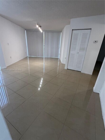 Building Photo - 7075 NW 186th St