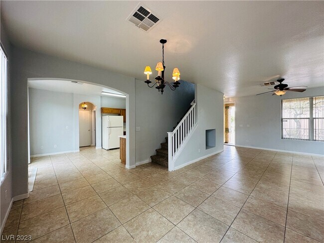 Building Photo - 2617 Rainbow Cactus Ct