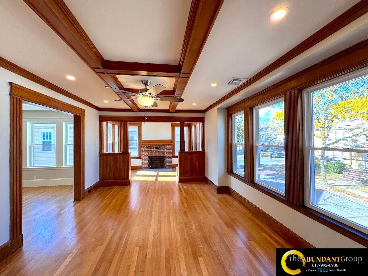 Building Photo - 14 White St