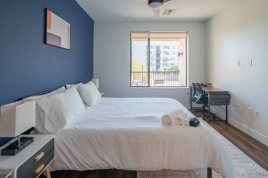 Building Photo - 701 W Rio Salado Pkwy