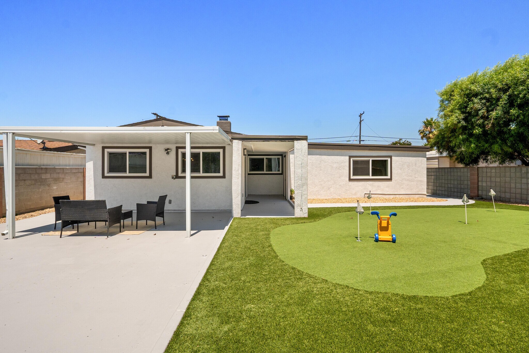 Building Photo - 9163 Fermi Ave