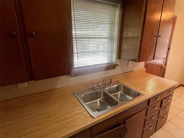 Building Photo - 2421 S Tyler St