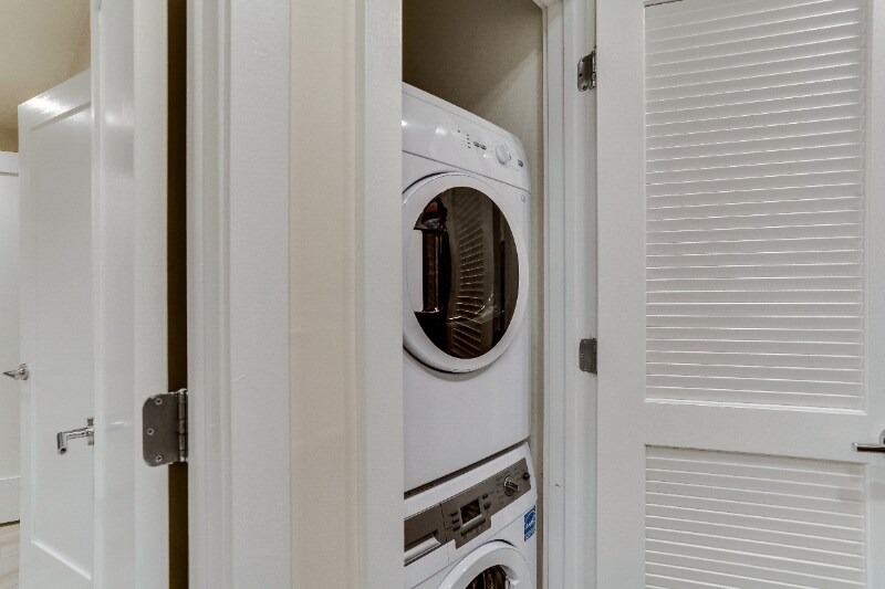 Building Photo - 2919 11th St NW