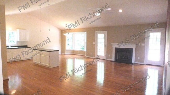 Building Photo - 12060 Hunters Hawk Ct