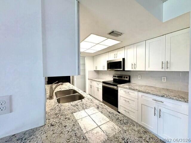 Building Photo - 100 Crestwood Ct N