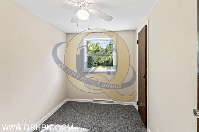 Building Photo - 3 bedroom ranch in the Kearsley School Dis...