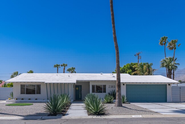 Building Photo - 2383 E Powell Rd