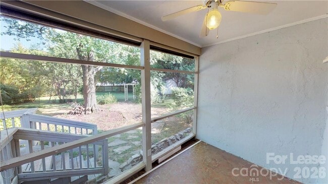 Building Photo - 1426 Bevis Dr