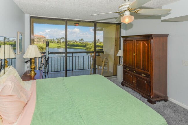 Building Photo - 601 S Seas Dr