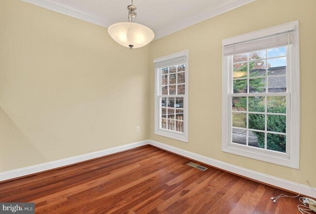 Building Photo - 12013 Montrose Park Pl