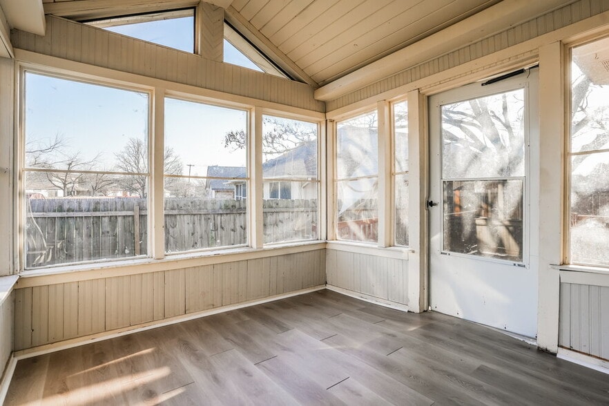 Building Photo - 809 Bushmills Ct