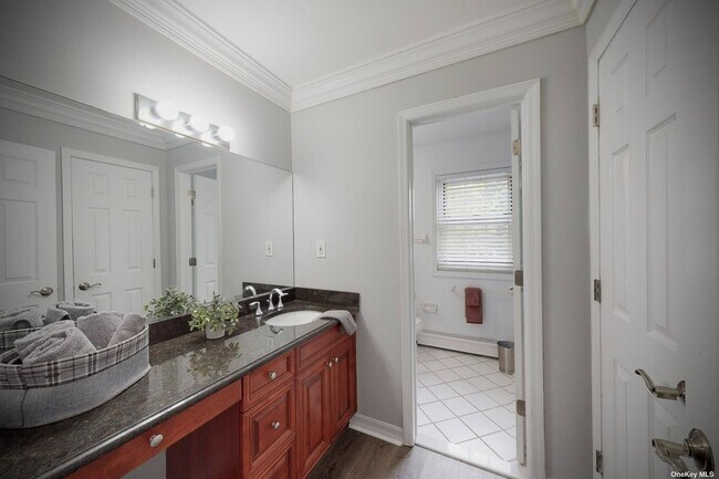 Building Photo - 90 Middleton Rd