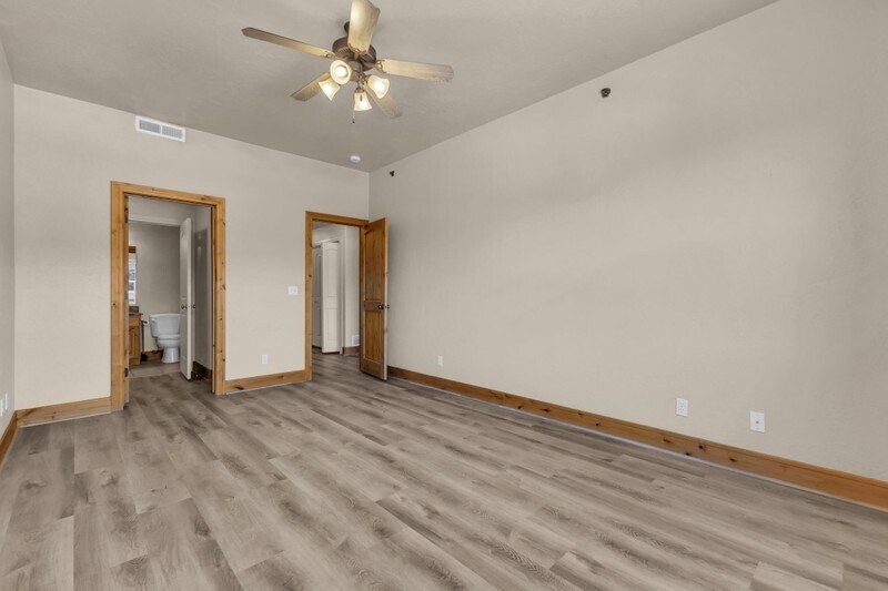 Building Photo - 1684 Fox Hollow Ln