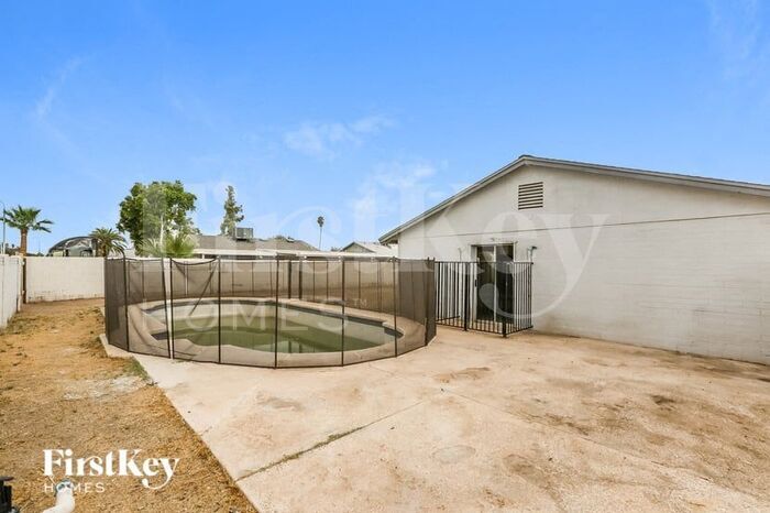 Building Photo - 9731 N 56th Dr