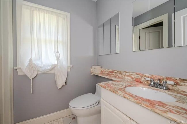 Building Photo - 107 Puritan Dr