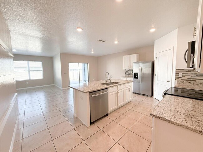 Building Photo - 664 Tortugas St