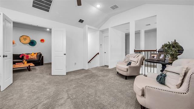 Building Photo - 10166 Sovereign Dr