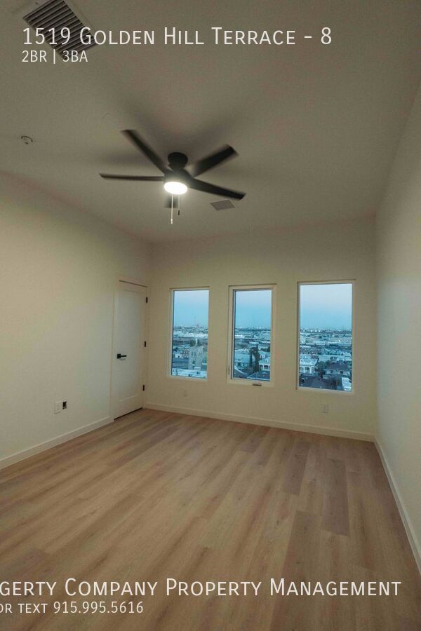 Building Photo - 1519 Golden Hill Terrace