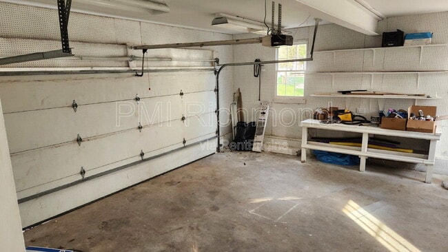 Building Photo - 4606 Wind Pl