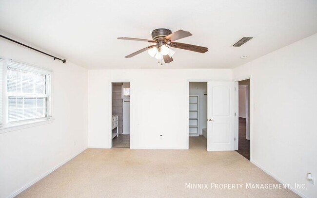 Building Photo - 6309 Nashville Dr