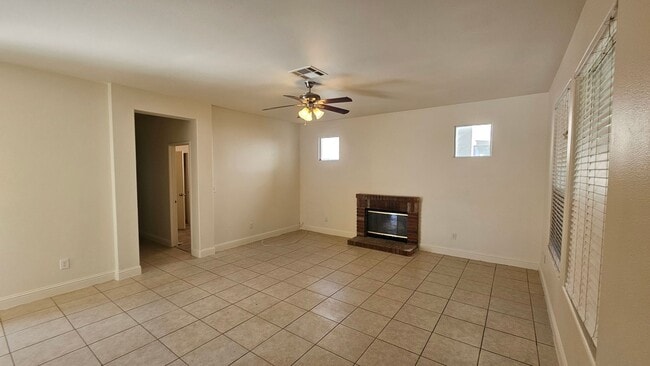 Building Photo - 8503 Mainsail Dr