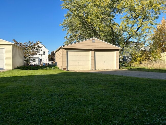 Building Photo - 4406 Gifford Ave